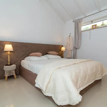 Quinta Bogesi לינה וארוחת בוקר פיגואיירה דה פוז