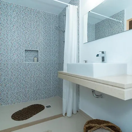 Quinta Bogesi Oda ve Kahvaltı