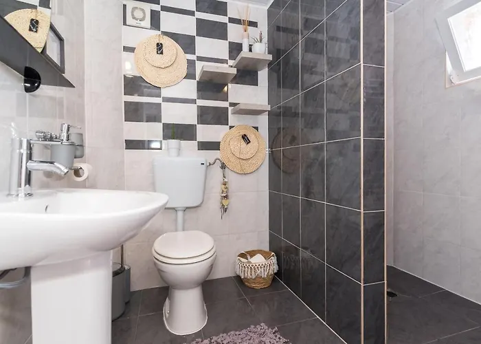 Quinta Bogesi 피게이라다포즈